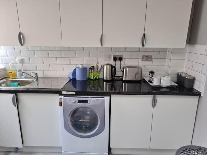 Next To Liverpool Stadium Apartment Екстериор снимка